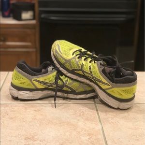 ASICS Gel Kayano 20s